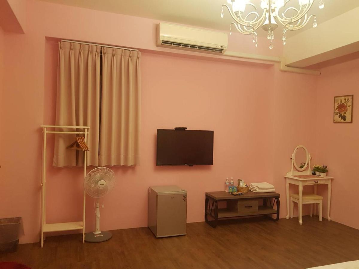 Baby Pig B&B Taitung Екстериор снимка